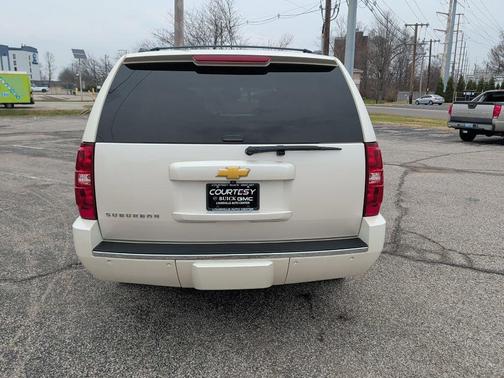 2014 Chevrolet Suburban 1500 LTZ