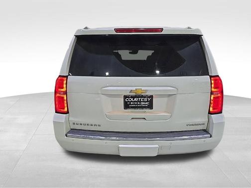 Iridescent Pearl Tricoat 2019 Chevrolet Suburban Premier