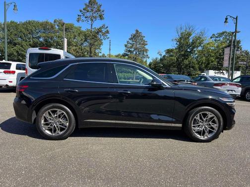 2025 Genesis GV70 2.5T