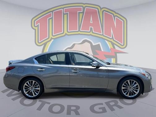 2023 INFINITI Q50 LUXE