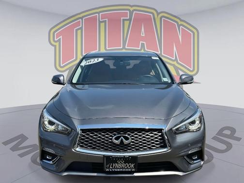 2023 INFINITI Q50 LUXE