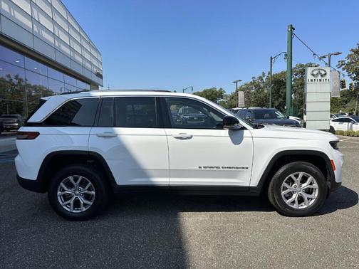 2022 Jeep Grand Cherokee Limited