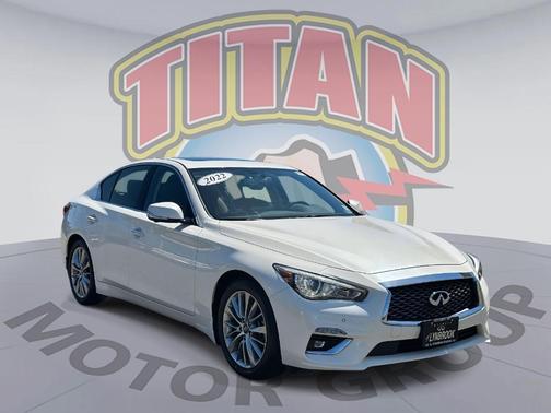 2022 INFINITI Q50 LUXE