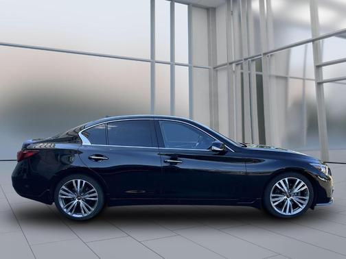 2022 INFINITI Q50 SENSORY