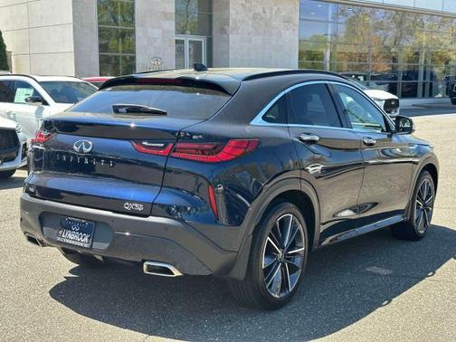 2023 INFINITI QX55 ESSENTIAL