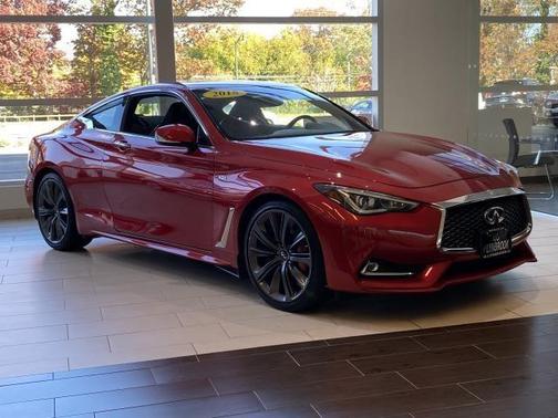 Photo 1 of 32 of 2018 INFINITI Q60 3.0t Red Sport 400
