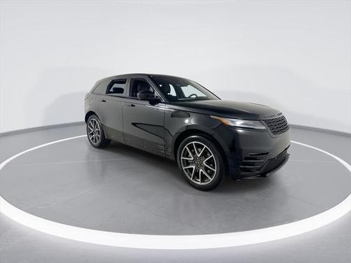 2026 Land Rover Range Rover Velar P250 SE R-Dynamic