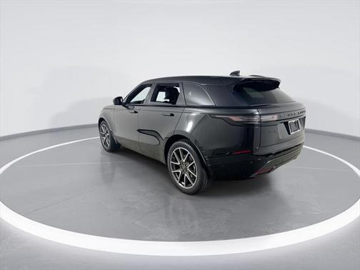 2026 Land Rover Range Rover Velar P250 SE R-Dynamic