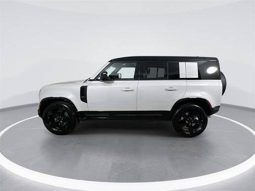 2026 Land Rover Defender P500 X-Dynamic SE