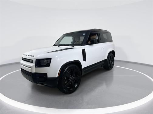 2025 Land Rover Defender 90 P400 X-Dynamic SE
