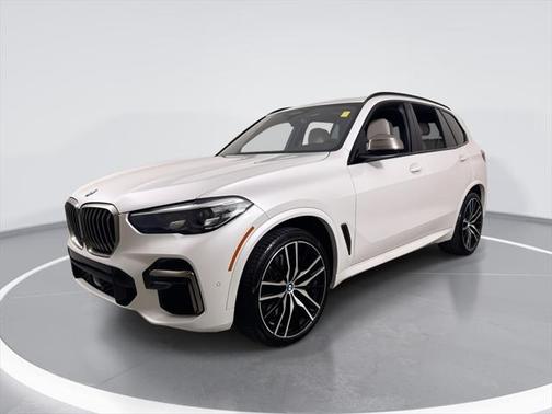 2022 BMW X5 M50i