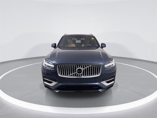 2024 Volvo XC90 Recharge Plug-In Hybrid T8 Ultimate Bright Theme 7-Seater
