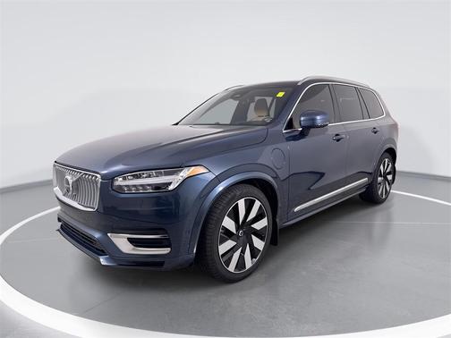2024 Volvo XC90 Recharge Plug-In Hybrid T8 Ultimate Bright Theme 7-Seater