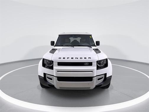 2023 Land Rover Defender 110 SE