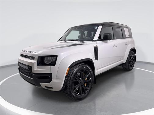 2026 Land Rover Defender 110 V8