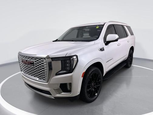 White Frost Tricoat 2023 GMC Yukon Denali