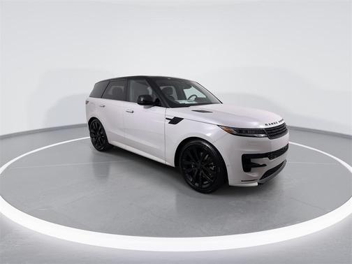 2026 Land Rover Range Rover Sport SE