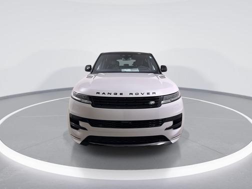 2026 Land Rover Range Rover Sport SE