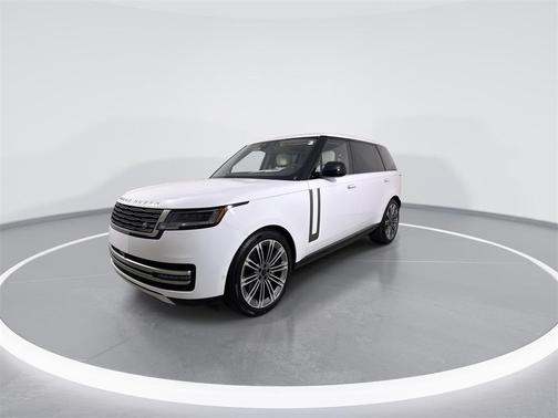 2026 Land Rover Range Rover P400 SE 7 Seat