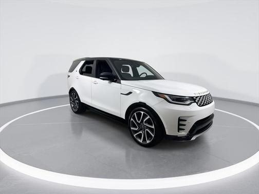 2024 Land Rover Discovery P360 Metropolitan Edition