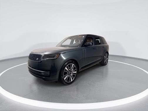 2025 Land Rover Range Rover P550e SE