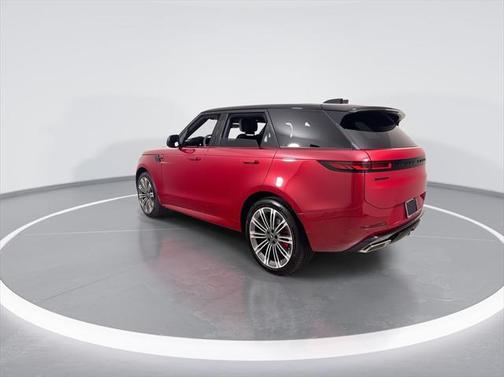 2025 Land Rover Range Rover Sport SE