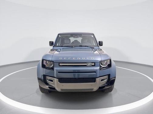 2025 Land Rover Defender 110 P400 X-Dynamic SE