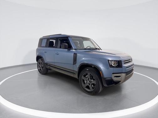 2025 Land Rover Defender 110 P400 X-Dynamic SE