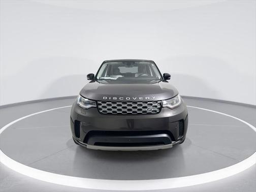2025 Land Rover Discovery P300 S