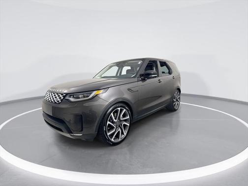 2025 Land Rover Discovery P300 S