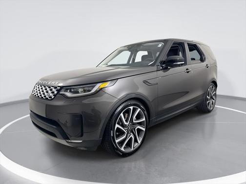 2025 Land Rover Discovery P300 S