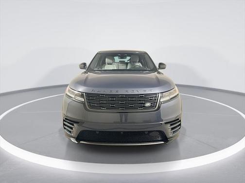 2026 Land Rover Range Rover Velar P250 SE R-Dynamic