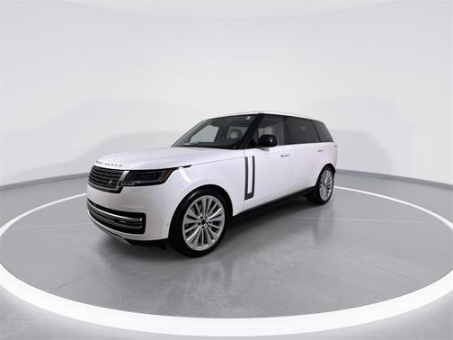 2026 Land Rover Range Rover P400 SE 7 Seat