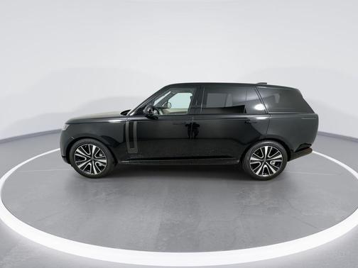BLACK 2023 Land Rover Range Rover P530 SE
