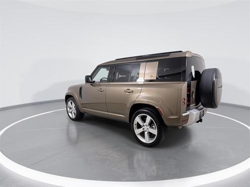 2022 Land Rover Defender 110 XS Edition