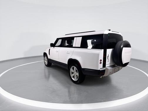 2025 Land Rover Defender 130 P300 S