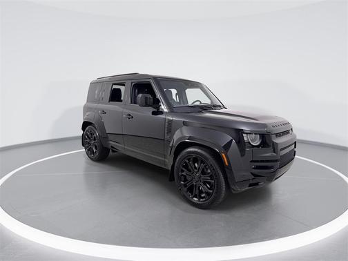 2026 Land Rover Defender V8