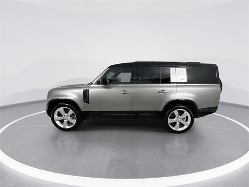 2024 Land Rover Defender 130 P400 X-Dynamic SE