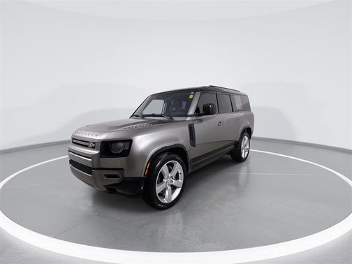 2024 Land Rover Defender 130 P400 X-Dynamic SE