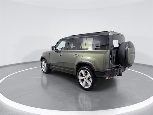2026 Land Rover Defender P400 X-Dynamic SE