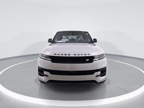 2026 Land Rover Range Rover Sport SE