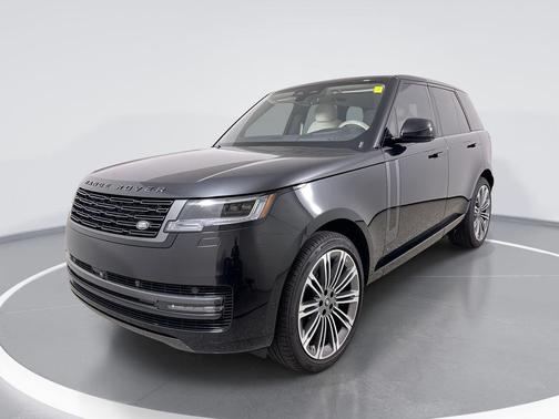 BLACK 2025 Land Rover Range Rover P400 SE