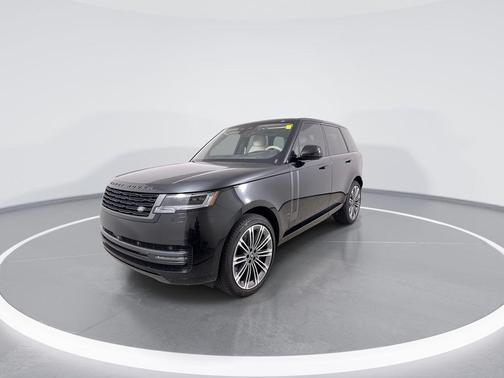 BLACK 2025 Land Rover Range Rover P400 SE