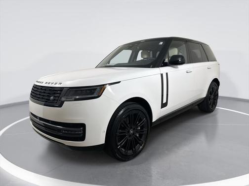 2025 Land Rover Range Rover P530 SE