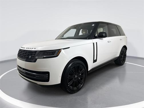 2025 Land Rover Range Rover P530 SE