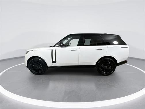 2025 Land Rover Range Rover P530 SE