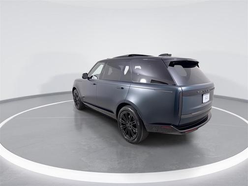 2026 Land Rover Range Rover P530 SE 7 Seat