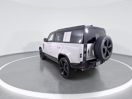 BORASCO GRY MET 2026 Land Rover Defender P400 X-Dynamic SE