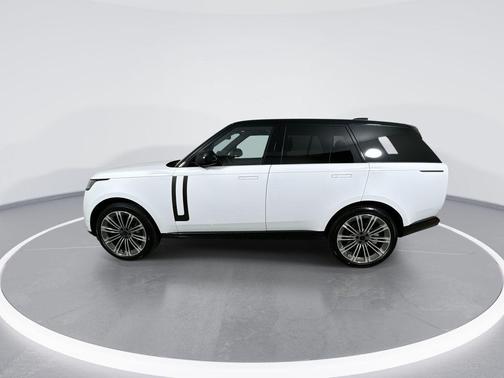 2026 Land Rover Range Rover P400 SE