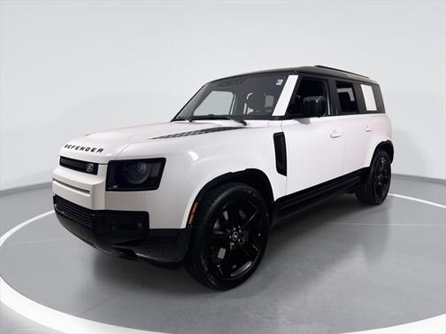 2025 Land Rover Defender 110 P400 X-Dynamic SE
